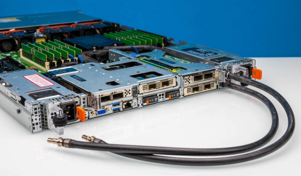 Dell-PowerEdge-R6715-Liquid-Cooled-Rear-1-1068x625 (1)2.jpg